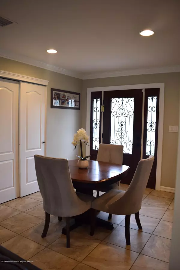 Parlin, NJ 08859,10 Fordham Road