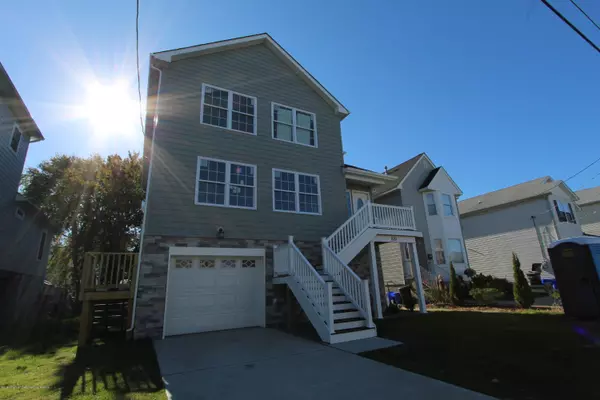 Union Beach, NJ 07735,810 4th Street