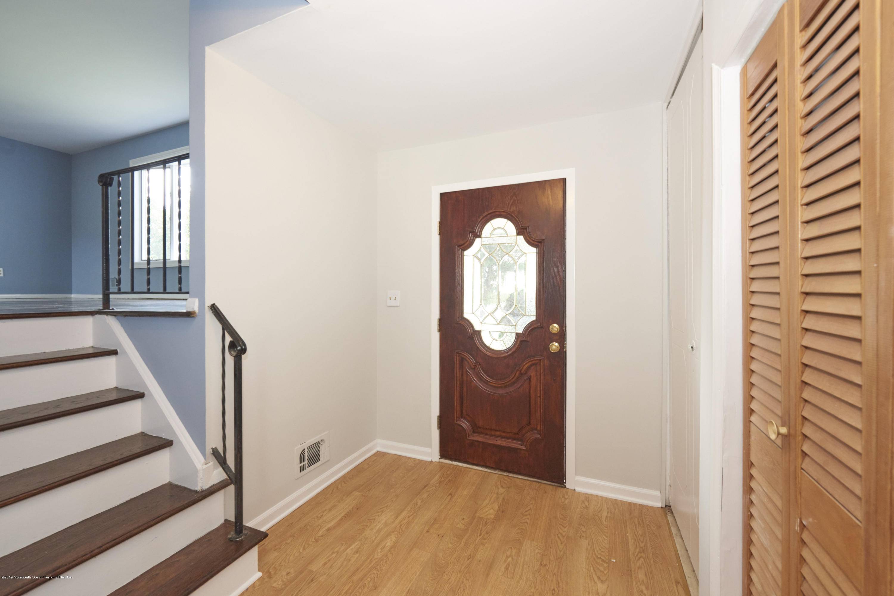 Hazlet, NJ 07730,23 Dublin Lane