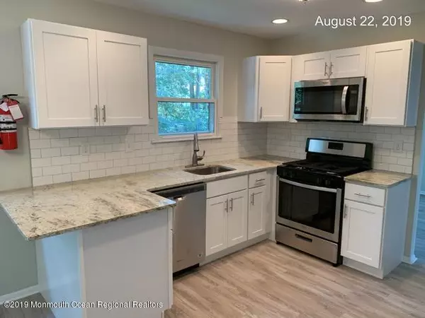 Howell, NJ 07731,12 Flintlock Drive