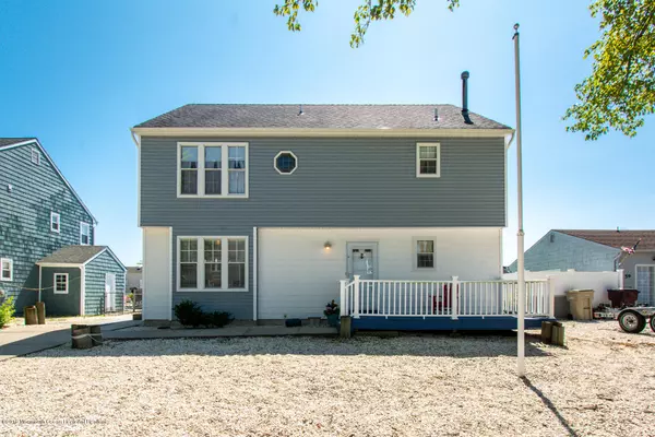 57 Spinnaker Court, Bayville, NJ 08721