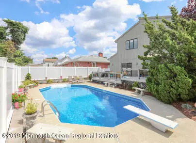 Totowa, NJ 07512,46 Raphael Road