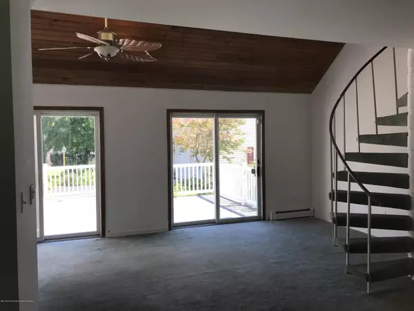 Dayton, NJ 08810,398 Ridge Road