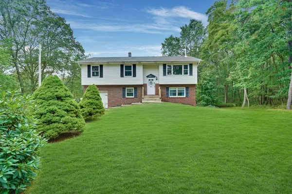 Jackson, NJ 08527,188 Willow Drive