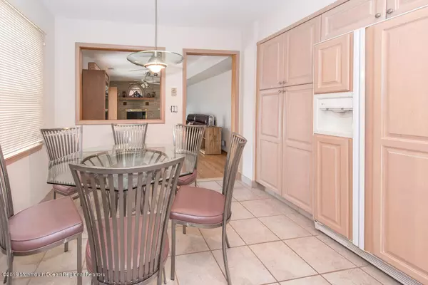 Sea Girt, NJ 08750,1301 Boxwood Drive
