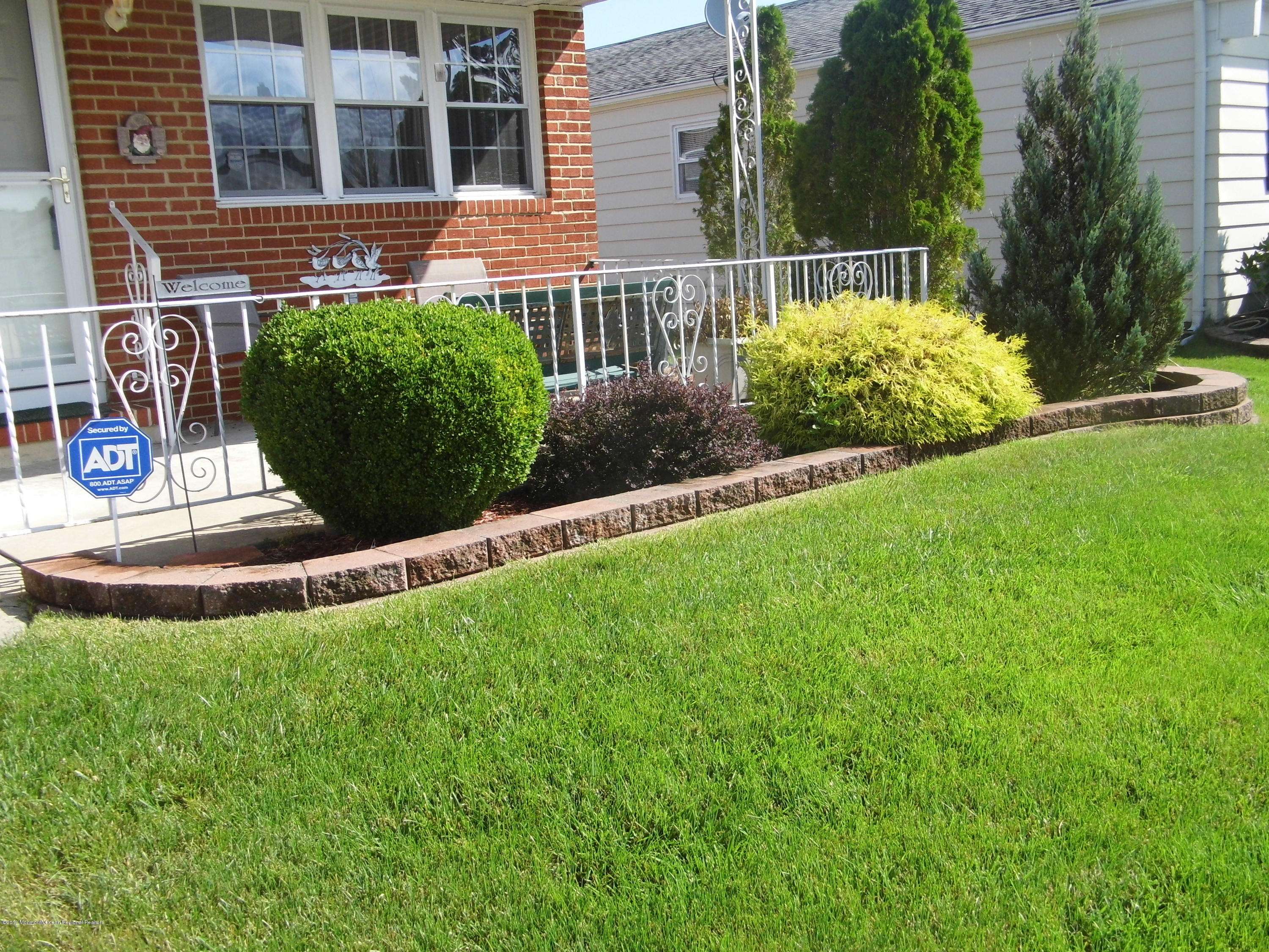 Toms River, NJ 08757,11 Purnell Street