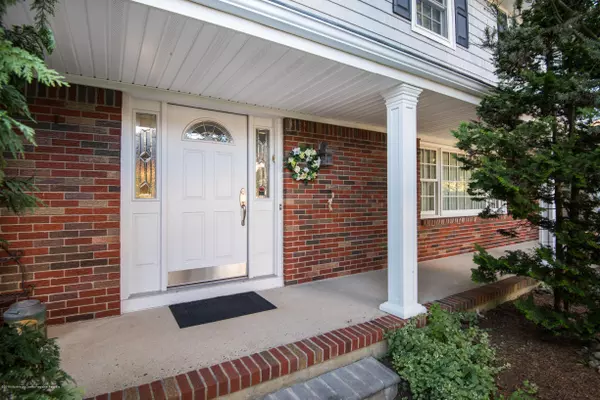 Edison, NJ 08820,5 Jacqueline Court