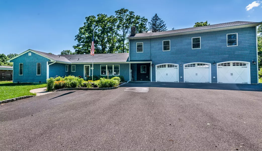 132 Apple Farm Road, Red Bank, NJ 07701