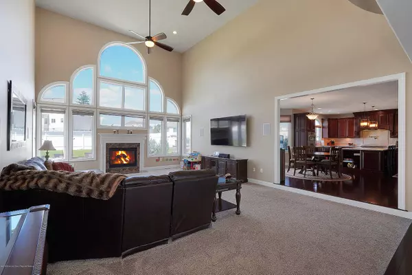 Jackson, NJ 08527,12 Veronica Court