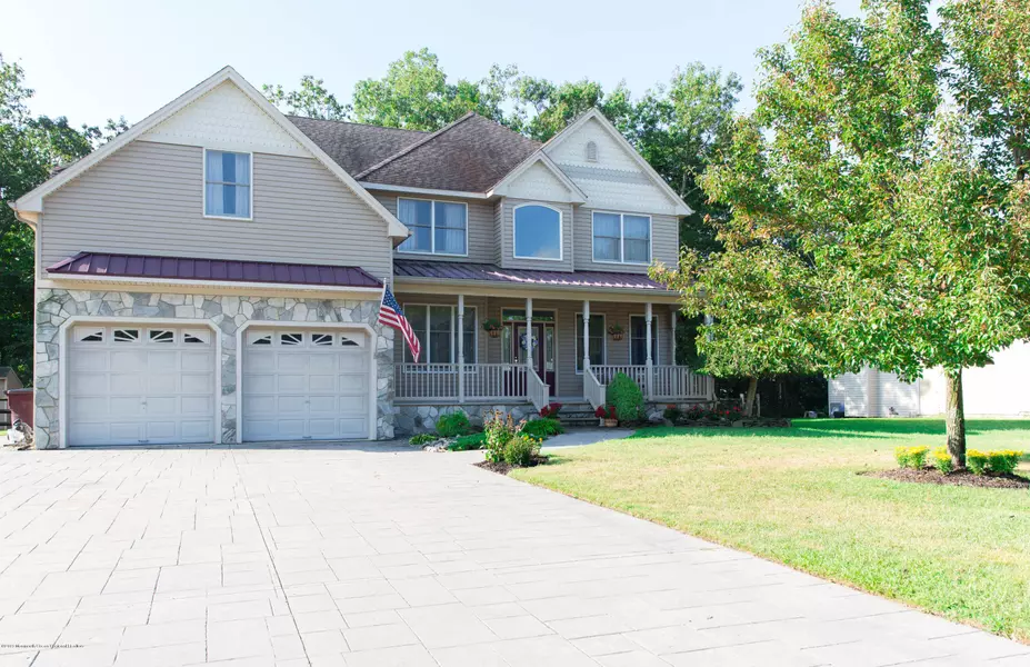 25 Central Parkway, Bayville, NJ 08721