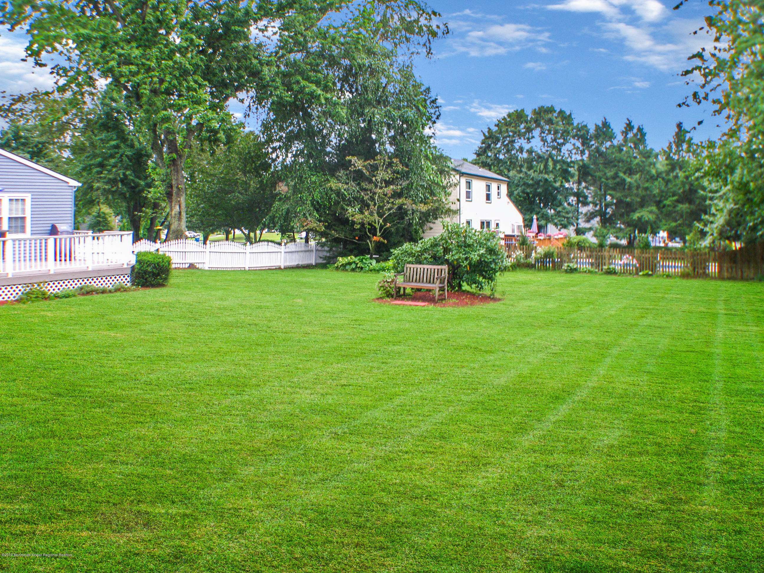 Tinton Falls, NJ 07753,47 Wyncrest Lane