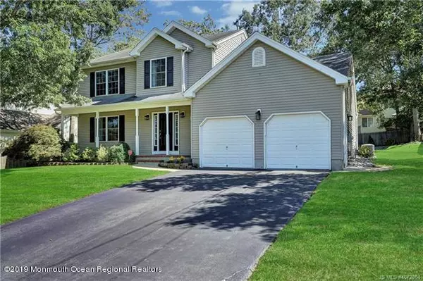 Manahawkin, NJ 08050,141 Topsail Lane