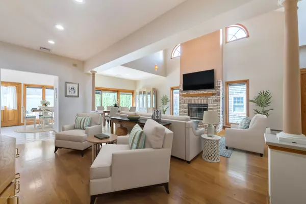 Sea Girt, NJ 08750,412 Brooklyn Boulevard
