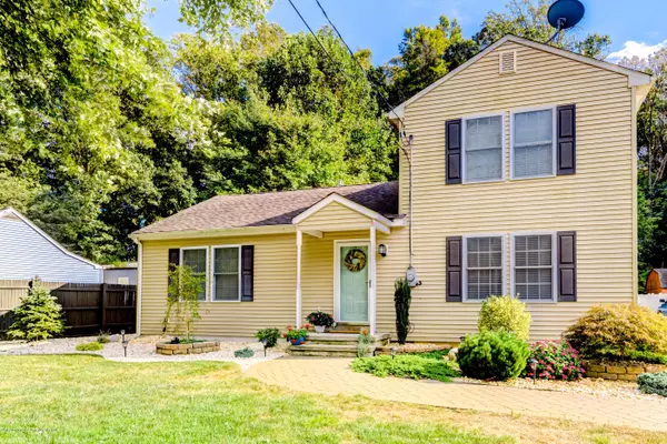 New Egypt, NJ 08533,8 Oak Lane