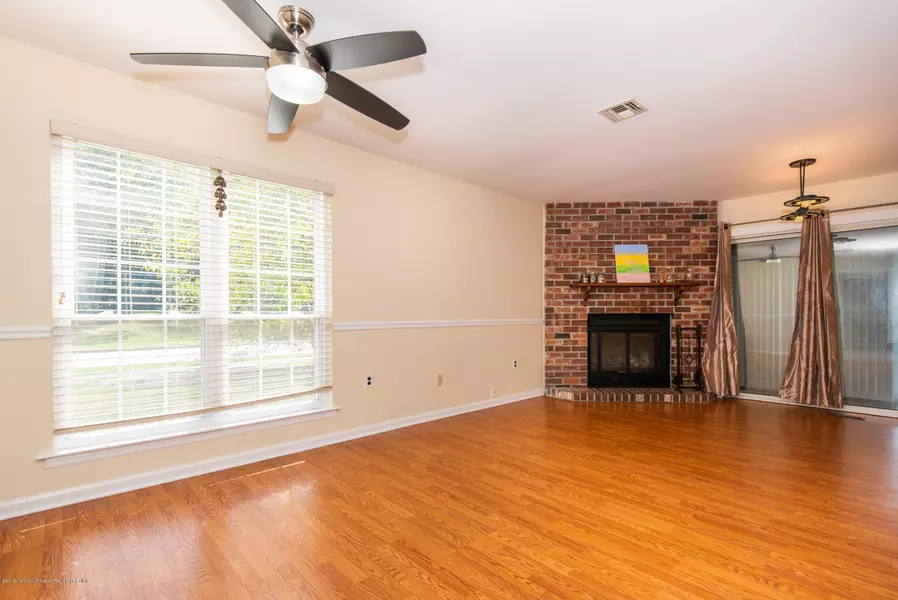 152 Archery Court, Old Bridge, NJ 08857