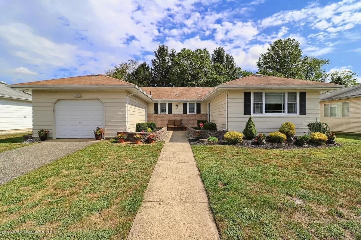 Toms River, NJ 08757,52 Castle Harbor Drive