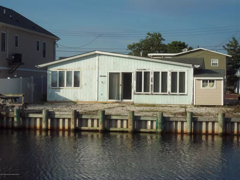 13 W Navasink Drive, Little Egg Harbor, NJ 08087
