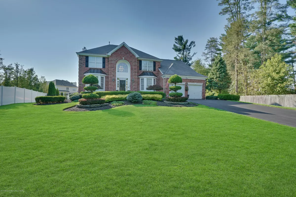 Jackson, NJ 08527,8 Kent Court