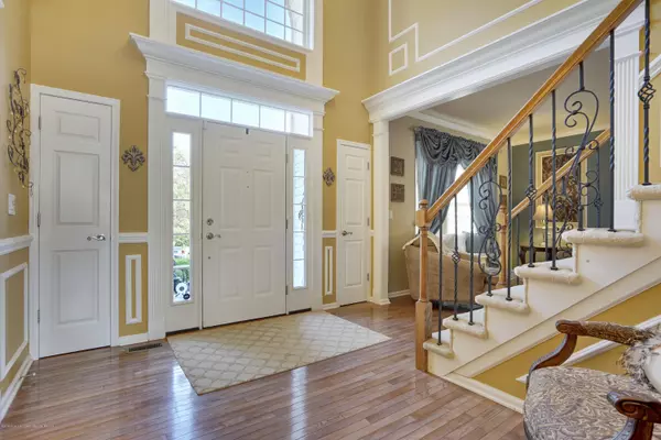 Jackson, NJ 08527,8 Kent Court