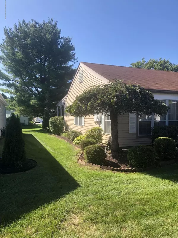 Manchester, NJ 08759,31 Dorset Road