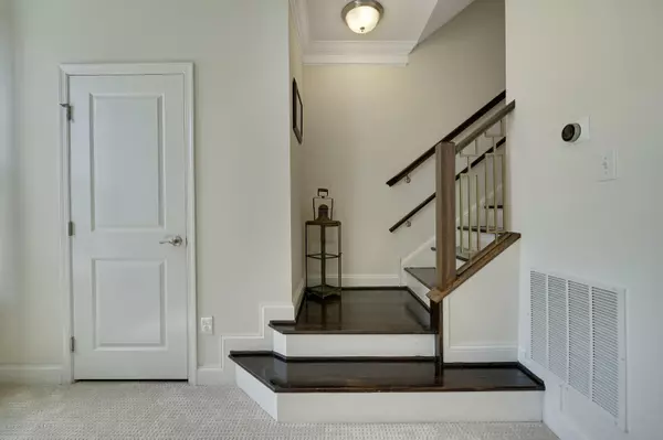 Cliffwood, NJ 07721,84 Phillip E. Frank Way