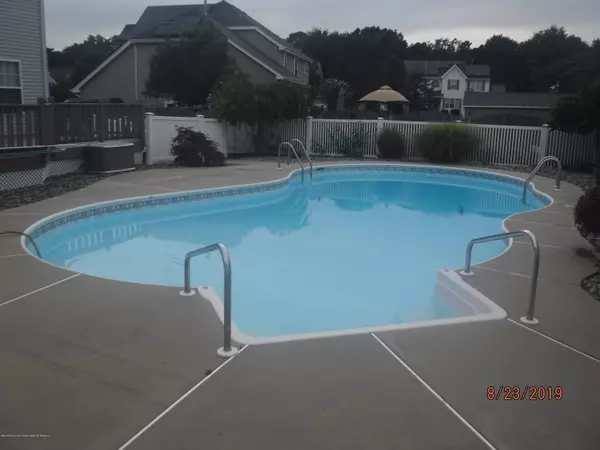 Barnegat, NJ 08005,72 Chestnut Way Circle