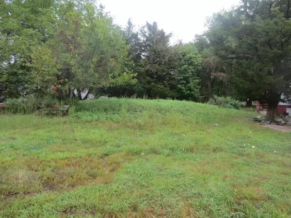 Manalapan, NJ 07726,22 Sobechko Road