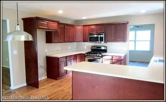 Jackson, NJ 08527,610612 Herman Road