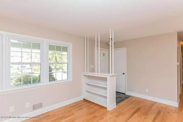 Point Pleasant, NJ 08742,532 Eisenhower Drive