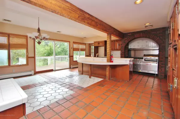 Millstone, NJ 08535,15 Pine Hill Road