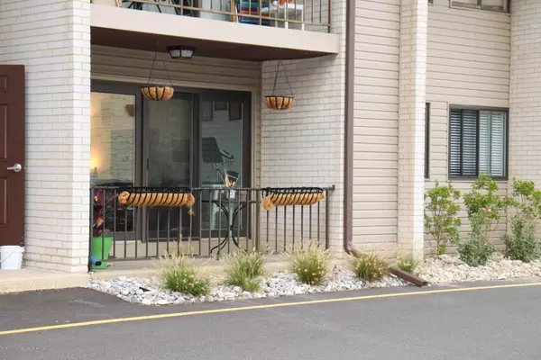 Highlands, NJ 07732,330 Shore Drive #A2