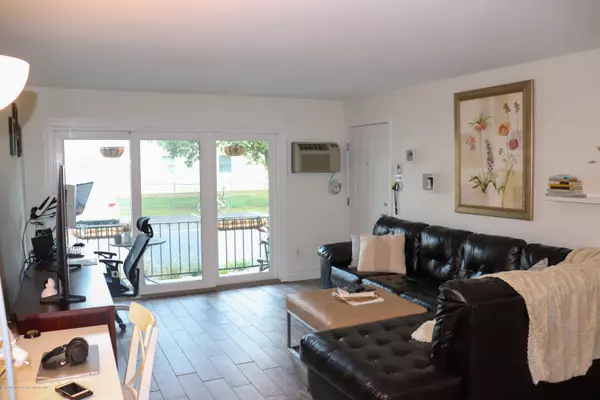 Highlands, NJ 07732,330 Shore Drive #A2