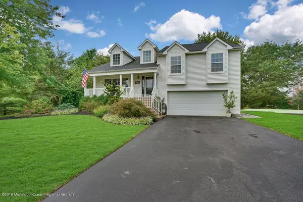 Englishtown, NJ 07726,11 Hoffer Court