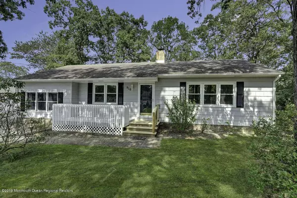 Forked River, NJ 08731,916 Chelsea Street