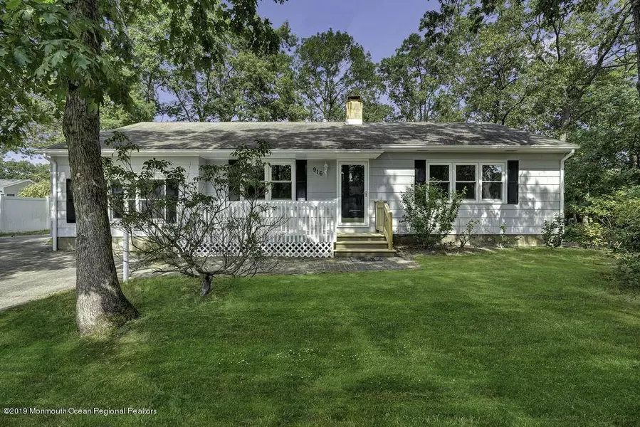 916 Chelsea Street, Forked River, NJ 08731