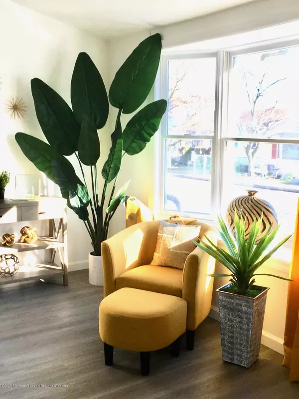 Aberdeen, NJ 07747,806 Arbordale Drive