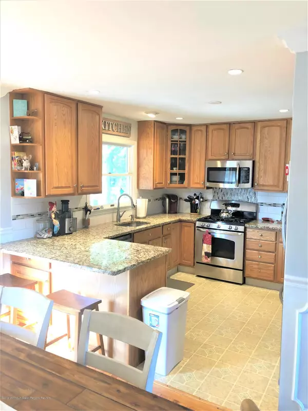 Hazlet, NJ 07730,5 Ned Drive