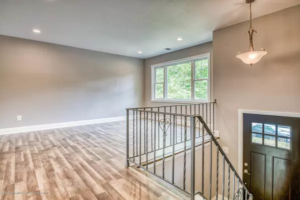 Belford, NJ 07718,658 Center Avenue