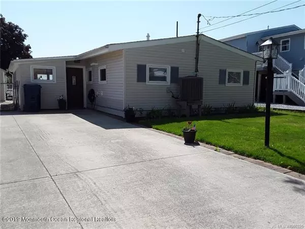 119 Lake Superior Drive, Little Egg Harbor, NJ 08087