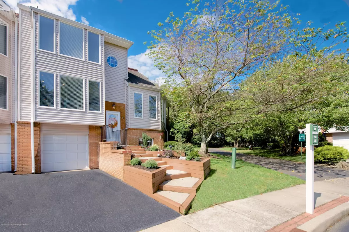 Red Bank, NJ 07701,64 Ambassador Drive