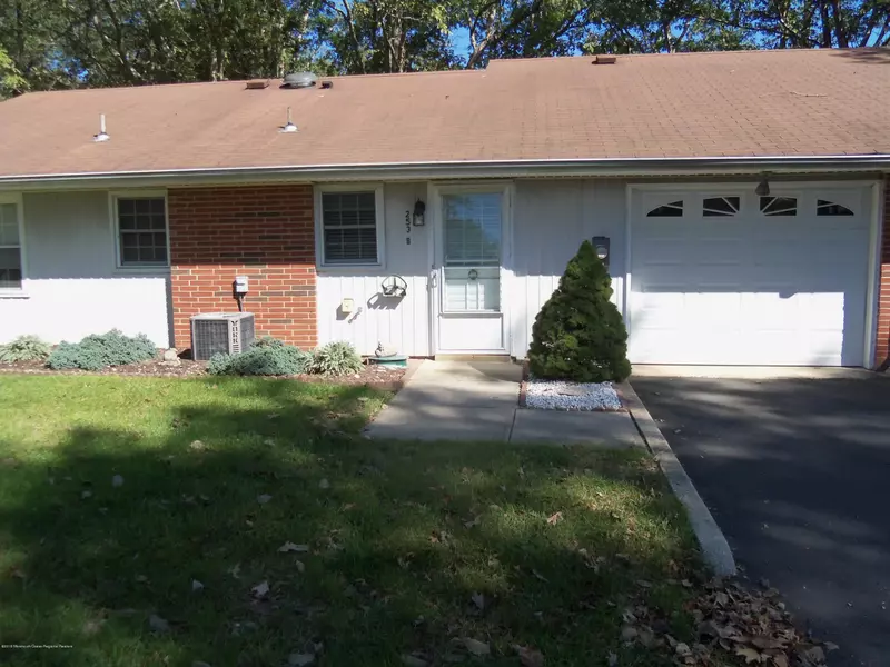 253 Jefferson Court #1002, Lakewood, NJ 08701