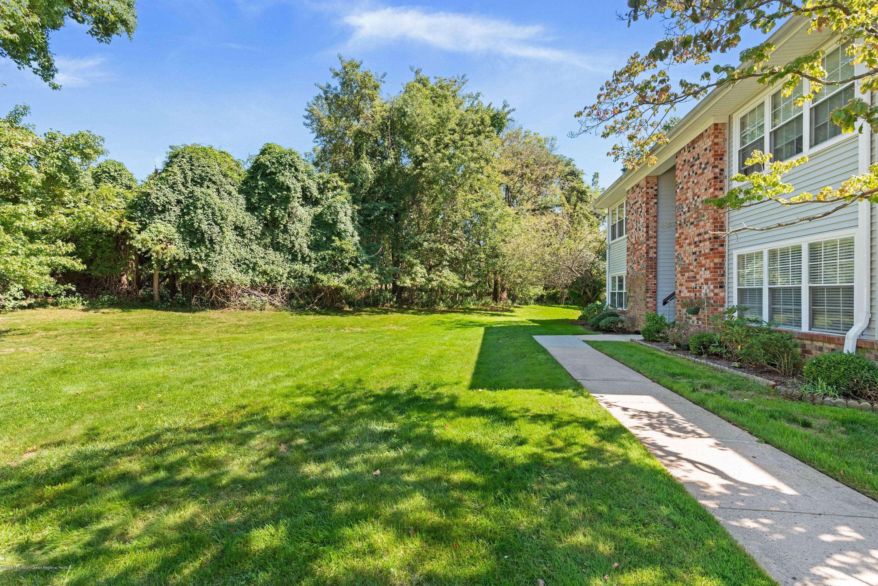 Red Bank, NJ 07701,24 Snowburry Court