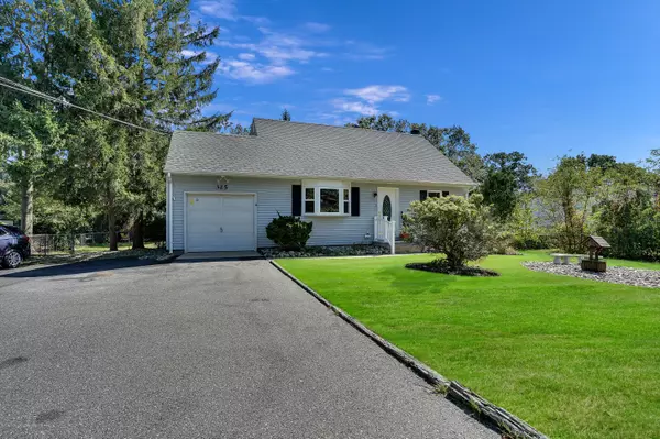 Howell, NJ 07731,325 Aldrich Road