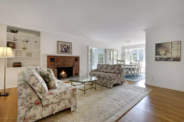 Spring Lake, NJ 07762,321 Pitney Avenue