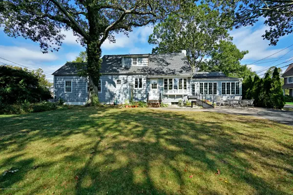 Spring Lake, NJ 07762,321 Pitney Avenue