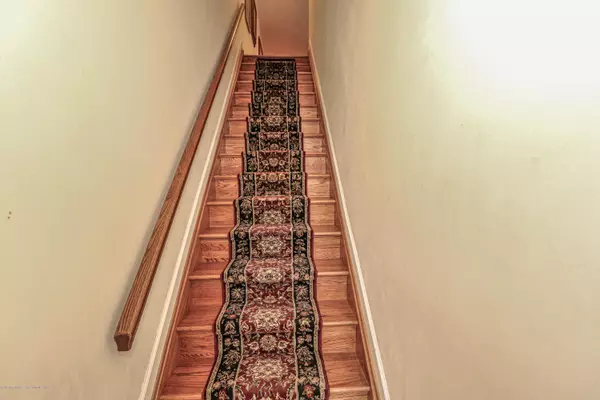 Aberdeen, NJ 07747,218 Haverford Court