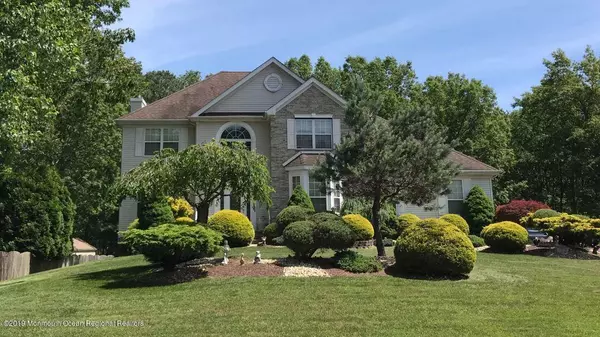 17 Tuscany Drive, Jackson, NJ 08527