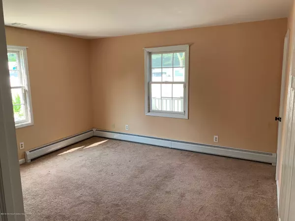 Atlantic Highlands, NJ 07716,39 Leonard Avenue