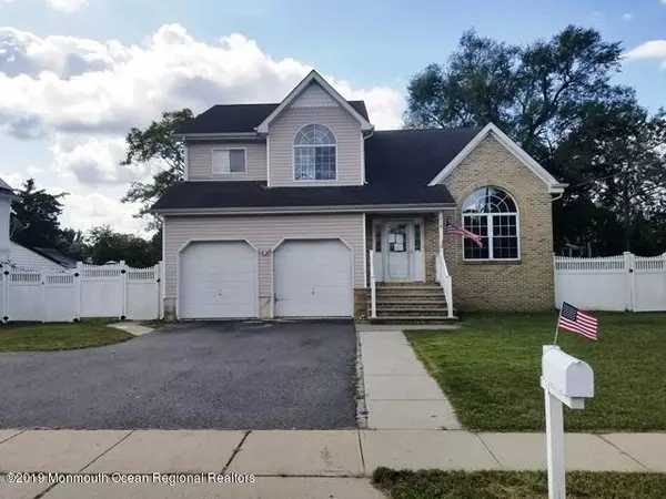 208 Pine Street, Lakehurst, NJ 08733