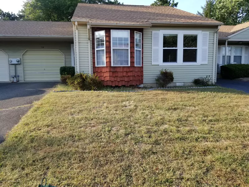 5 Berwick Street #64, Whiting, NJ 08759
